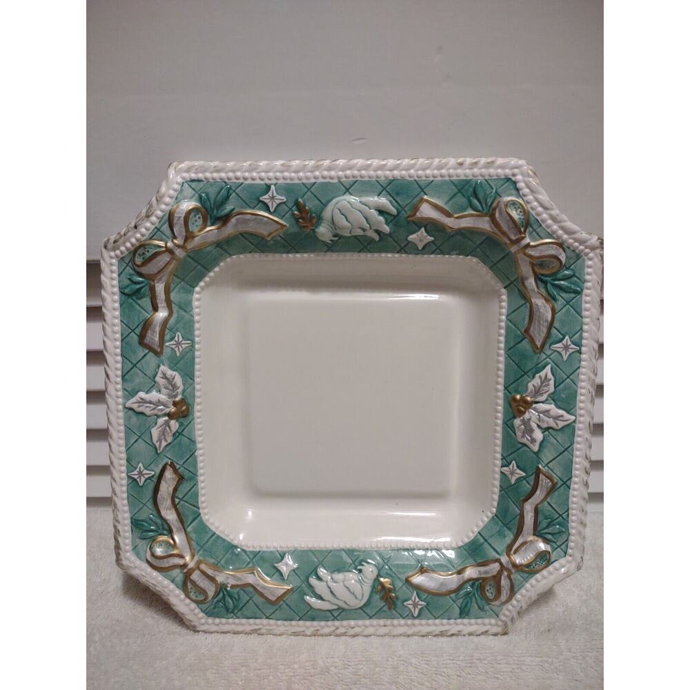 Claire Burke Holiday Collection 2001 9.75" Grn Embossed Candy Dish Serving Bowl